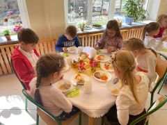 Wielkanocny obiad w Fiołkach