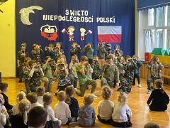 Dzień Niepodległości - występ dzieci