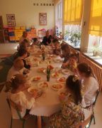 Śniadanie Wielkanocne w grupie Pszczółek